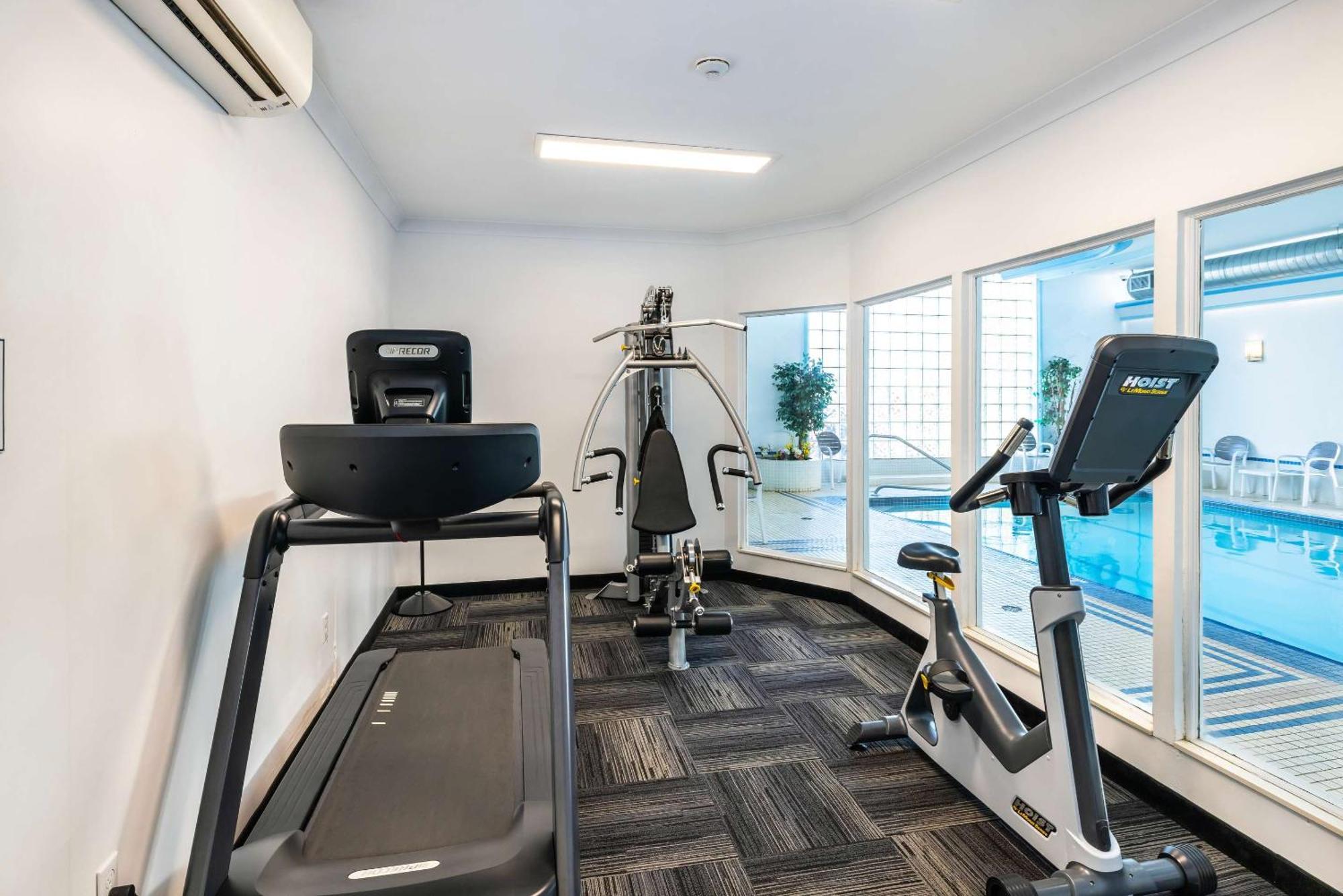 Quality Inn & Suites Garden Of The Gulf Съмърсайд Екстериор снимка