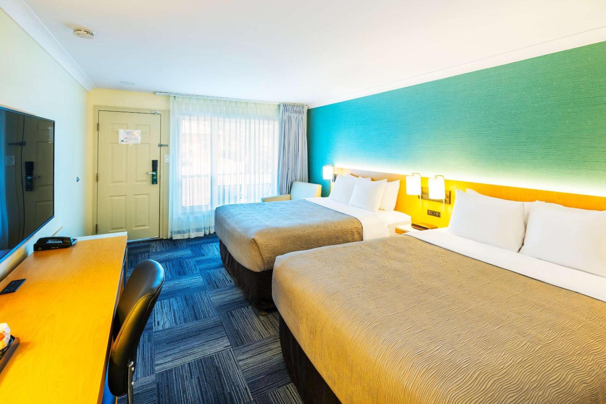 Quality Inn & Suites Garden Of The Gulf Съмърсайд Екстериор снимка
