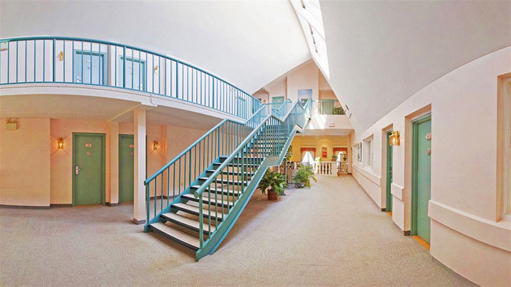 Quality Inn & Suites Garden Of The Gulf Съмърсайд Интериор снимка